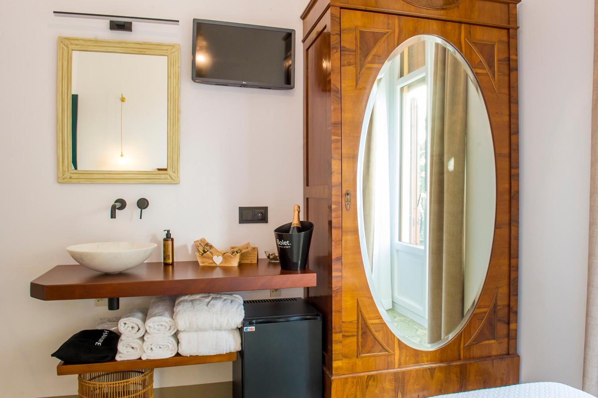 Bolet Casa Modernista Bed and Breakfast Castellvi de la Marca Εξωτερικό φωτογραφία