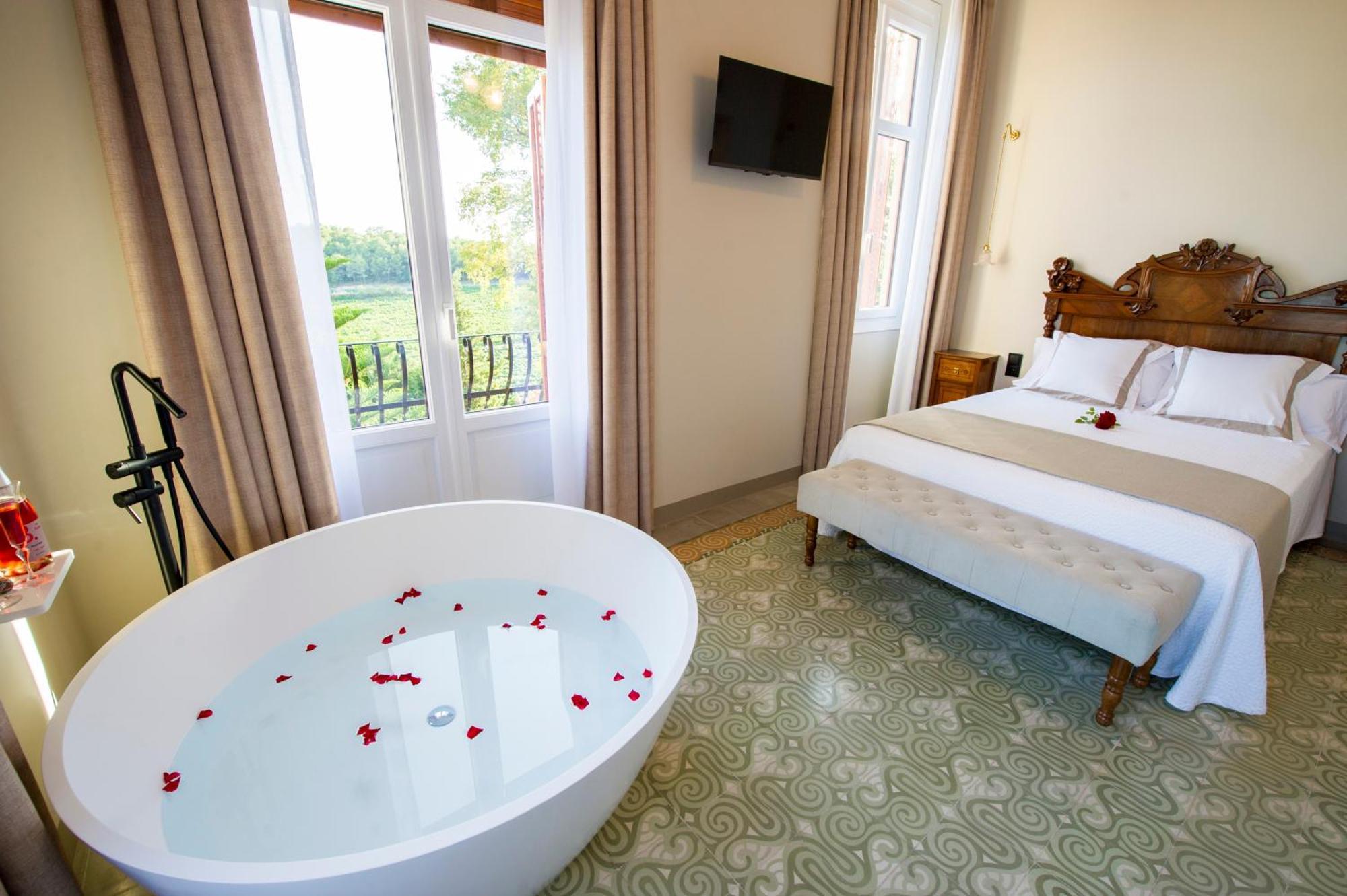 Bolet Casa Modernista Bed and Breakfast Castellvi de la Marca Εξωτερικό φωτογραφία